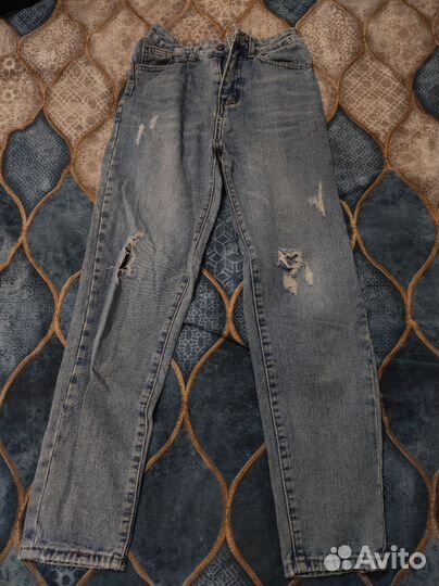 Джинсы женские