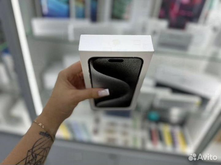 iPhone 15 Pro, 256 ГБ