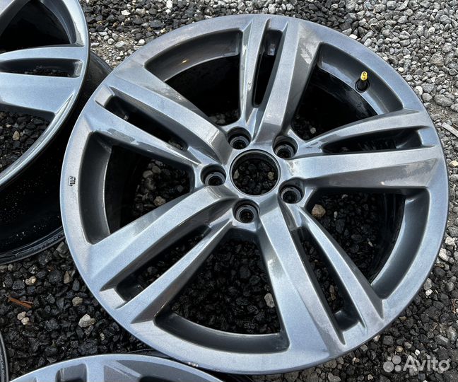 Диски R18 5x114.3 Honda Acura 64.1