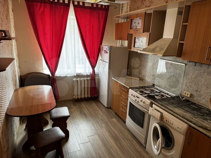 2-к. квартира, 60 м², 5/17 эт.