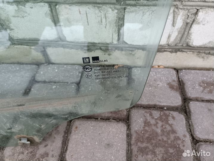 Стекло передней левой двери Chevrolet Aveo T255