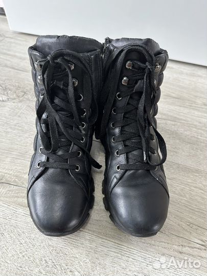 Ботинки зимние для девочки 35 размер