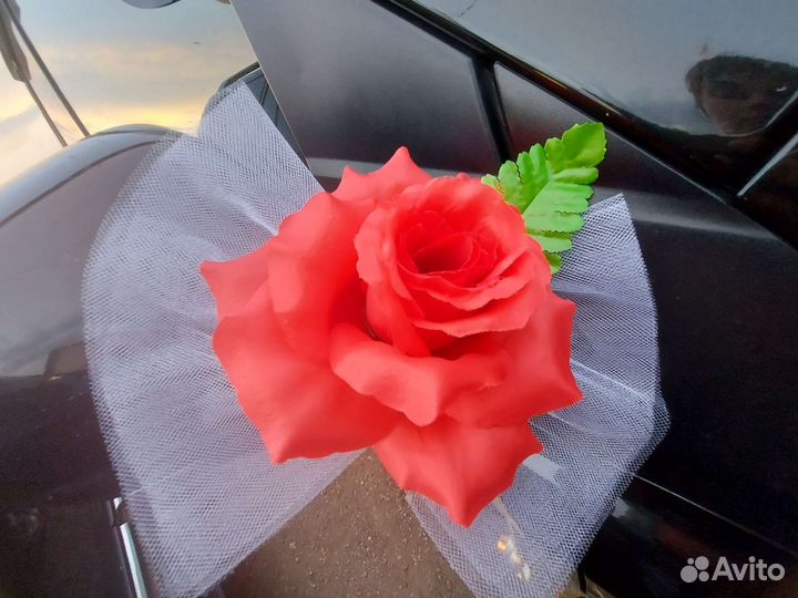 Свадебные украшения на машины