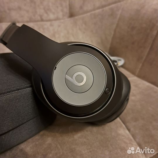 Beats studio pro