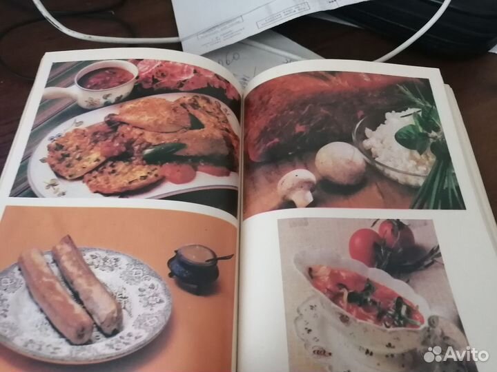 Мужчина на кухне.Петр Саралиев