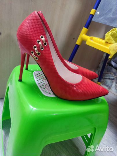 Продам туфли