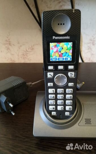 Радиотелефон Panasonic KX-TG8105RU