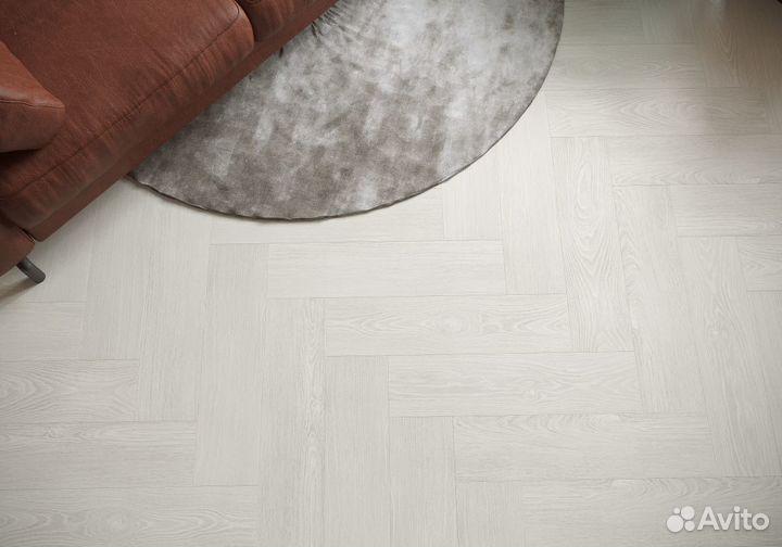 Кварцвиниловая плитка (ламинат) со склада