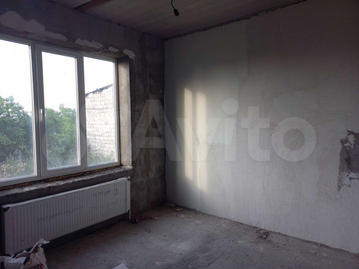 Дом 190 м² на участке 4 сот.