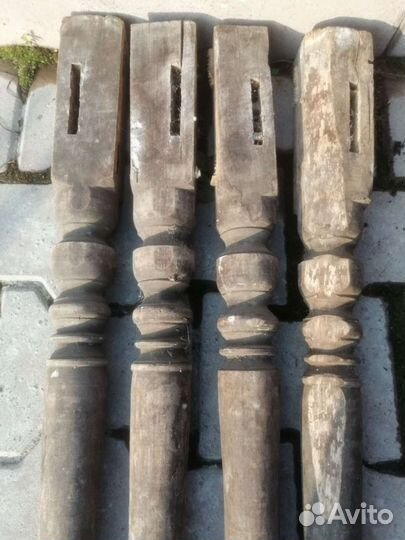 Старинные деревянные балясины. Лот 2