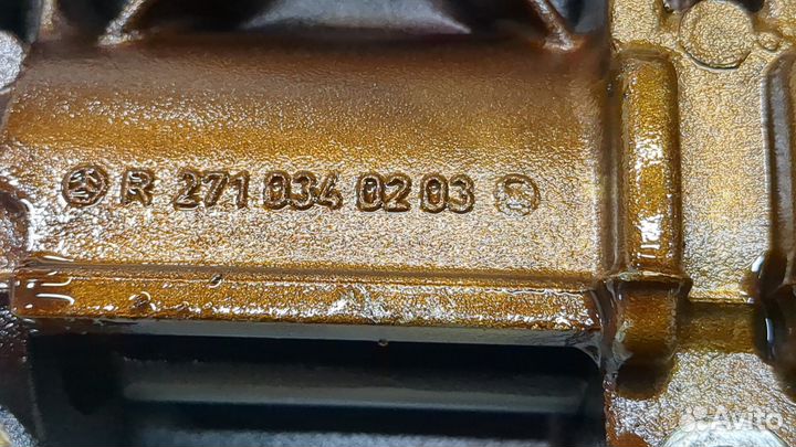 Насос масляный Mercedes C W203