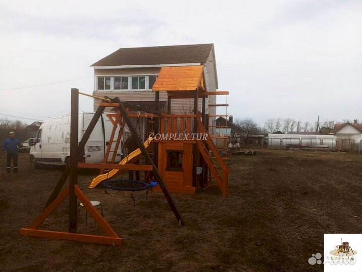 Детская площадка без заноз