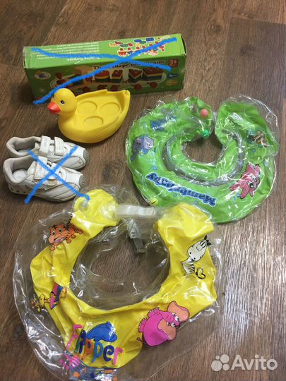 Отдам даром детские вещи