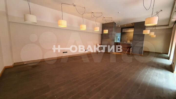 Продам торговое помещение, 117 м²