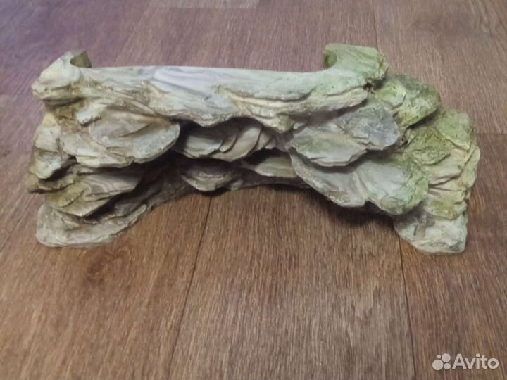 Скала в аквариум