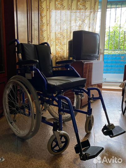 Кресло-коляска инвалидная (уличная) KY-874L