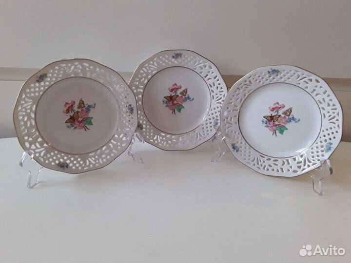 Декоративная настенная тарелка