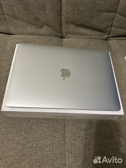 Apple MacBook Air 13-inch 2020 8/256Gb Silver