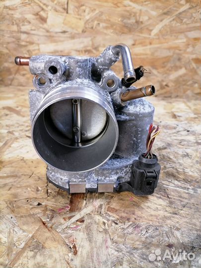 Дроссель Audi A4 B7 2.0 ALT