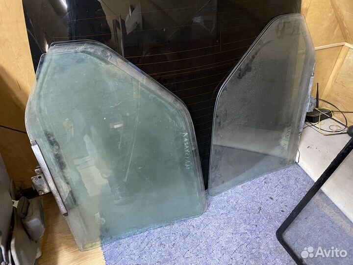 Стекло переднее левое/правое Volkswagen T4