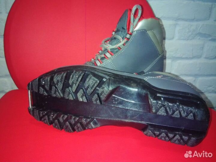 Лыжные ботинки spine frost