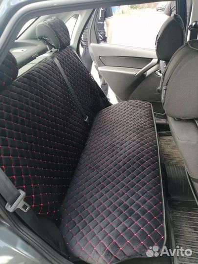 Чехлы на автомобильные сидения