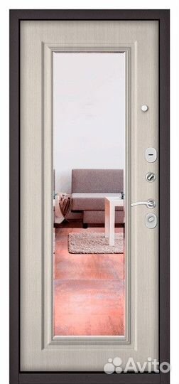 Дверь входная в квартиру