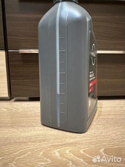 Остаток моторного масла Nissan 5w-40 2литра