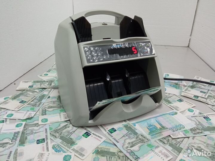 Счетчик банкнот Дорс 600 с детекцией dors