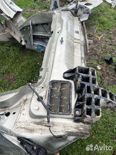 Задняя панель renault sandero stepway