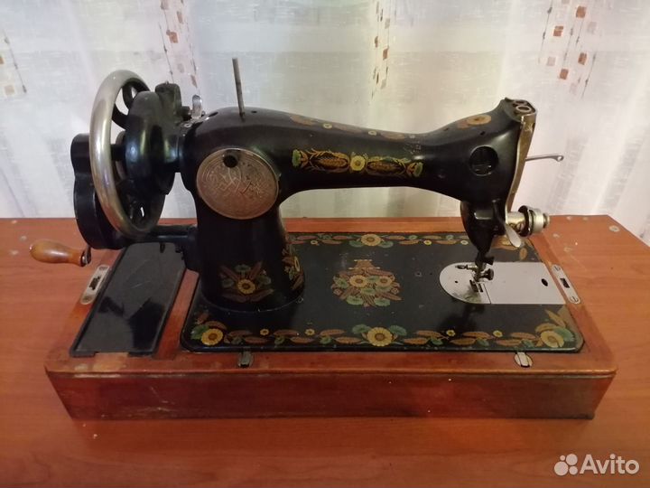 Швейная машина Подольск ручная