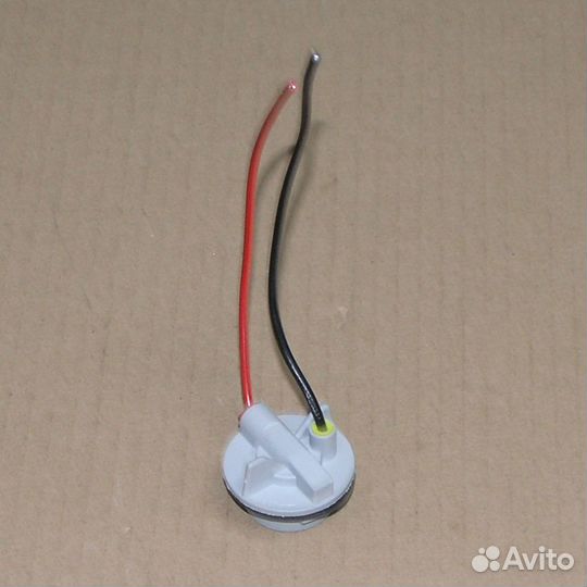 Патрон одноконтактный с цоколем R5W BA15s (G18.5 о