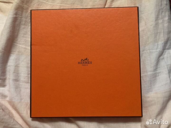 Шелковый платок Hermes. Есть несколько цветов