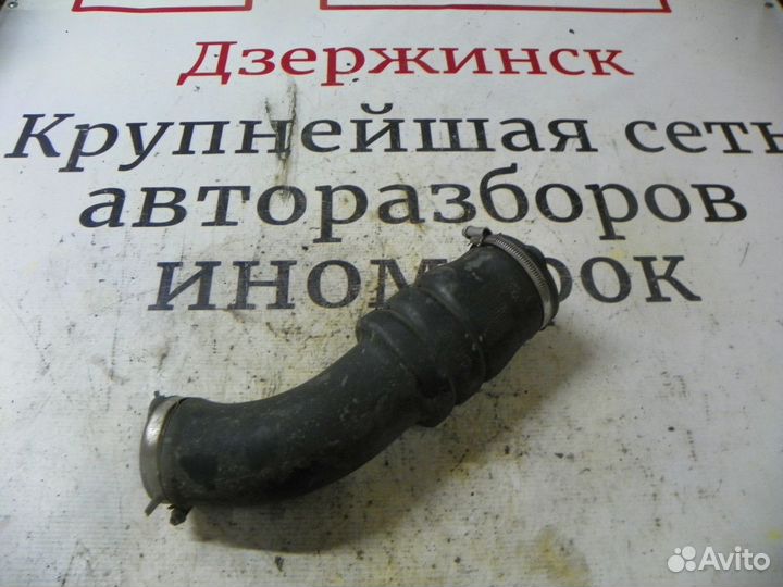 Патрубок воздушного фильтра Ford S-MAX