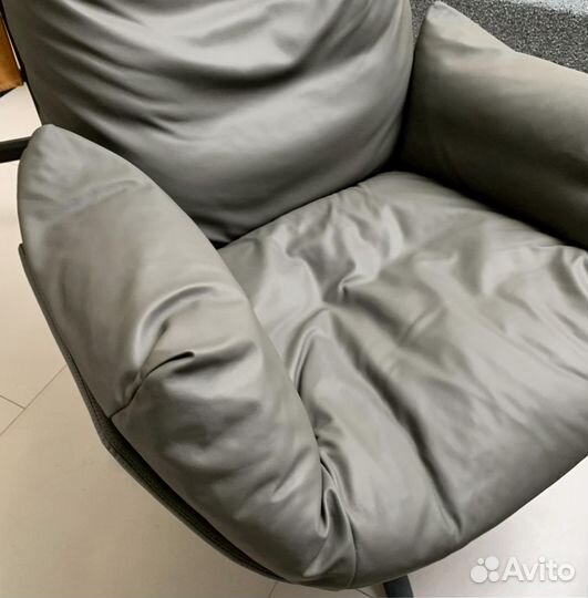 Кресло с оттоманкой Dunham