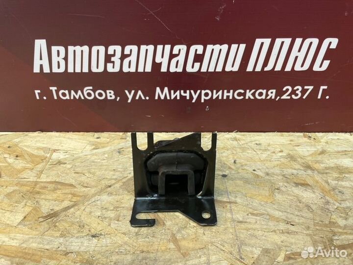 Опора двигателя левая LADA X-Ray