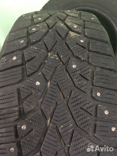 Gislaved NordFrost 100 215/60 R16