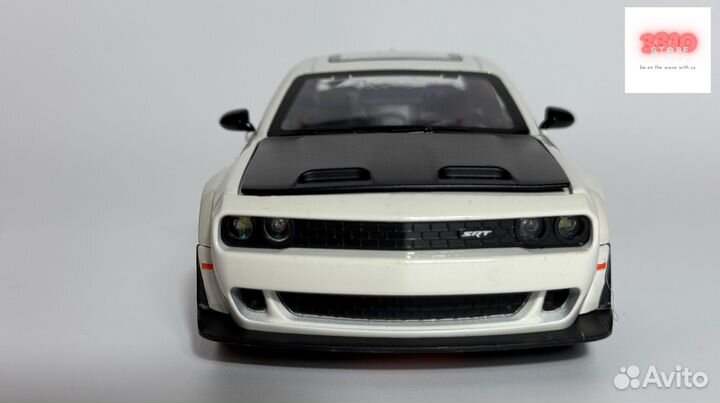 Модель автомобиля Dodge Challenger