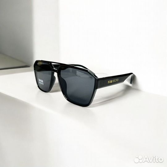 Солнцезащитные очки унисекс