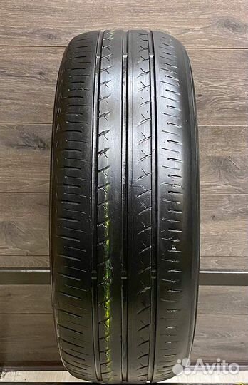 Yokohama BluEarth AE01 215/60 R16 99H
