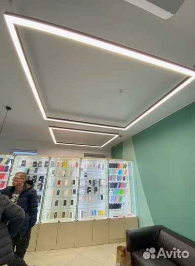 Светодиодный светильник треугольник