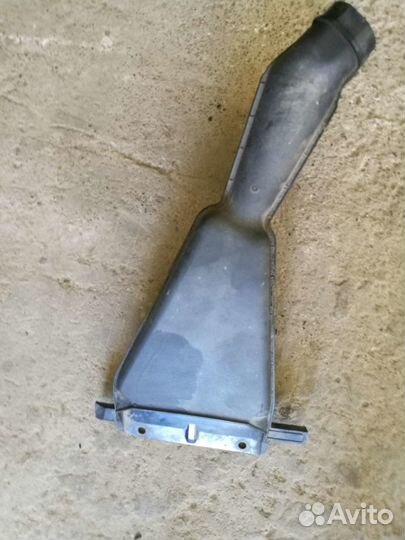 Воздуховод воздухозаборник Лансер 9