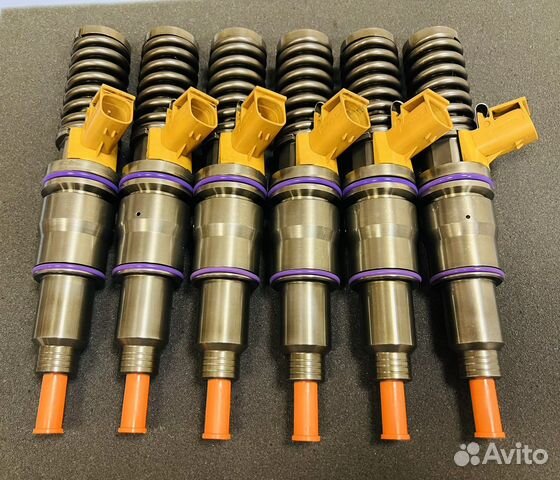 Насос-форсунки Volvo D9 RVI DXi11 21582103