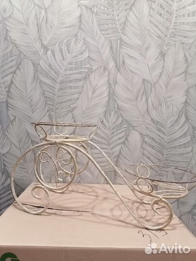 Подставка для цветов на подоконник