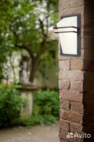 Накладной светильник Eglo Park 83433