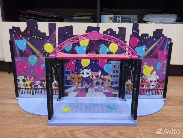 Littlest pet shop lps