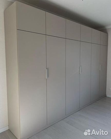 Многофункциональный шкаф