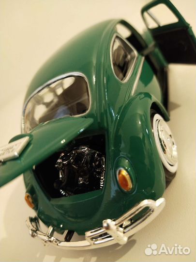 Модель 1:24, 1966 Volkswagen Beetle, металл
