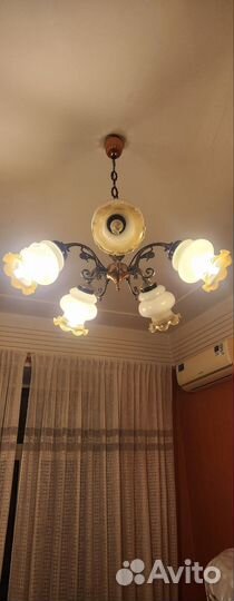 Люстра подвесная потолочная