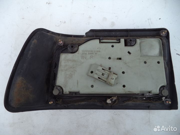 Стоп сигнал Toyota Corolla, правый AE91